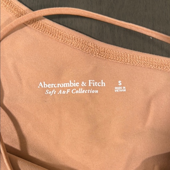 Abercrombie & Fitch Peach Bodysuit - Picture 2 of 3
